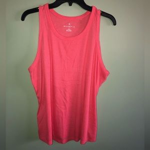 Pink tank top